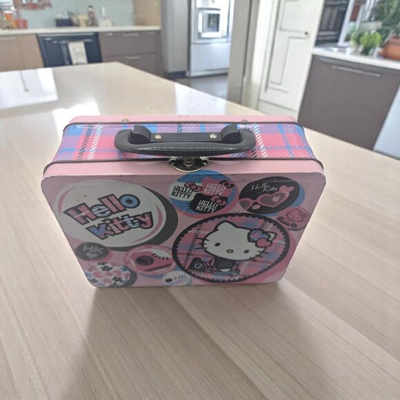 Hello Kitty Plaid Metal Lunchbox & Thermos Set Pink/Multicolor - Picture 2 of 12